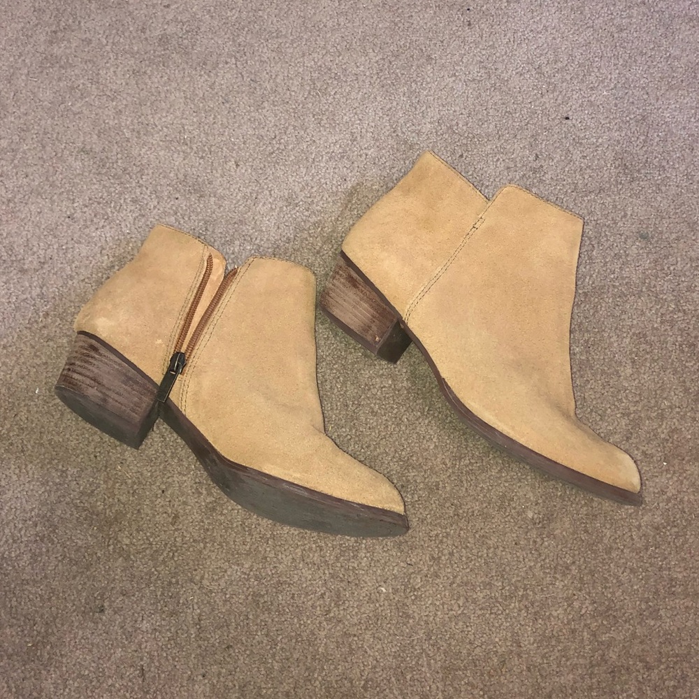 Jessica Simpson booties